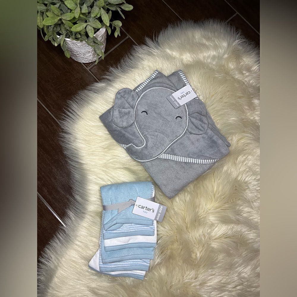 Carter’s infant hooded bath towel bundle